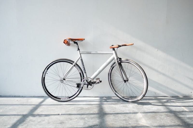 Electric folding e-bike urban commute
